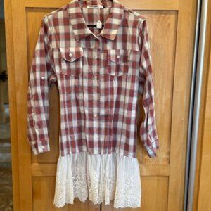 Women’s Origami Button-up Shirt/Tunic, Size L/XL - NWT